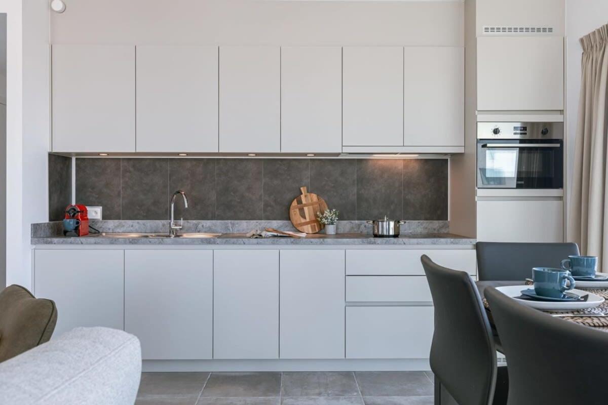 Huswell - Bright Apartment With Seaview Bredene Exterior foto